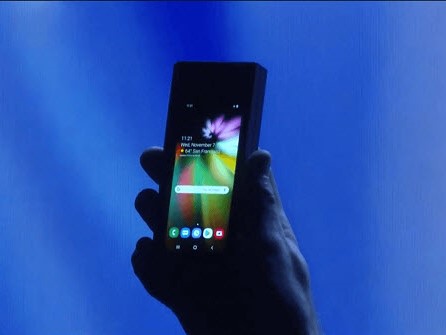 Smartphone pliable de Samsung : l’ombre du flop commercial plane