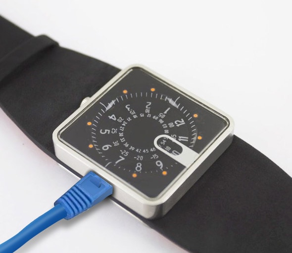 Montre connectee lip Clearance